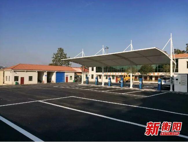 小區(qū)充電站 小區(qū)充電站